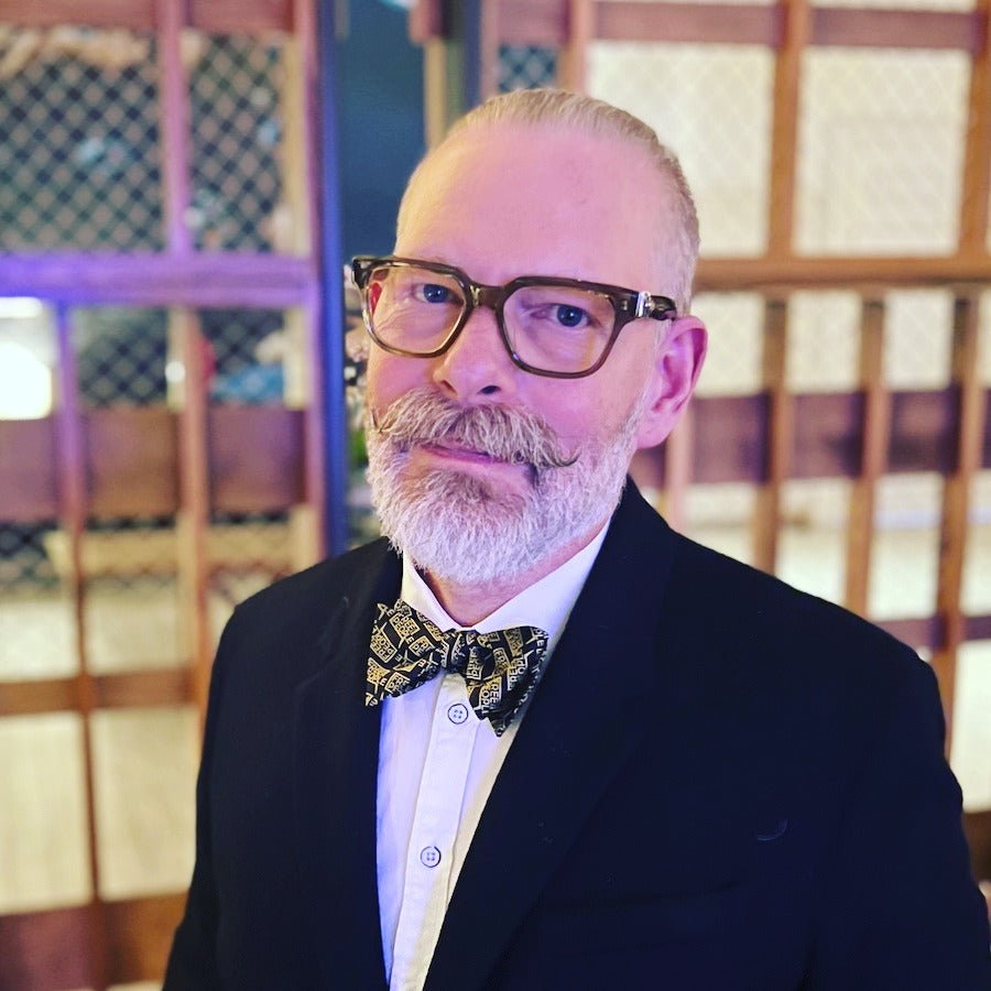 Free the People Bow Tie